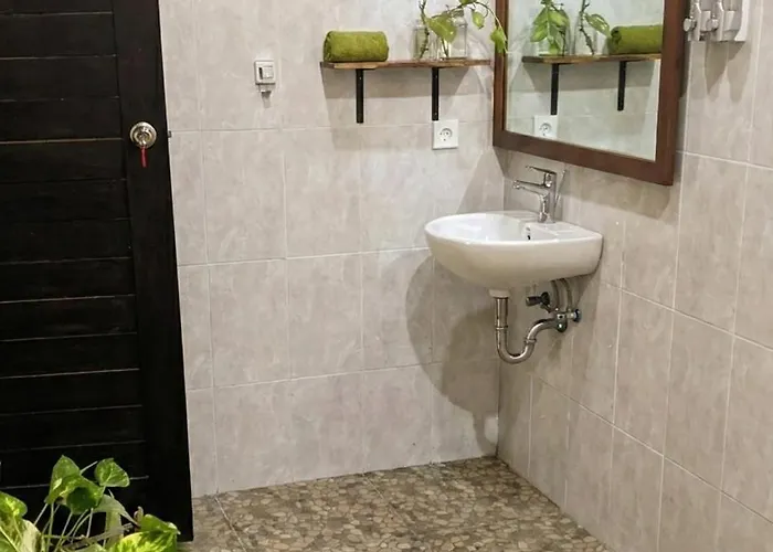 Mari Posa #4 *